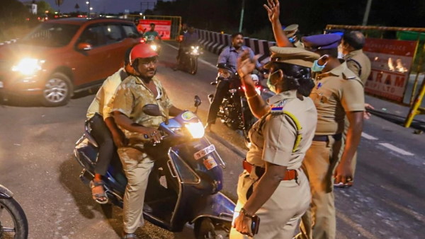 पुलिस हिरासत में हुई बर्बरता