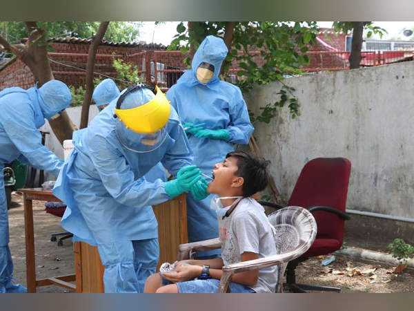 पहली बार सूरत में 300 से ज्यादा मामले दर्ज