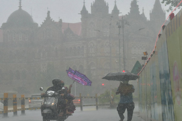 अगले दो दिन यहां पर भारी बारिश अगले दो दिन यहां पर भारी बारिश