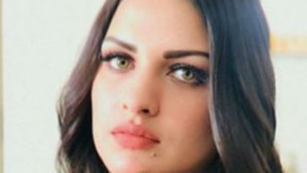 हिमांशी ने लोगों की क्लास Twitter पर लगाई थी