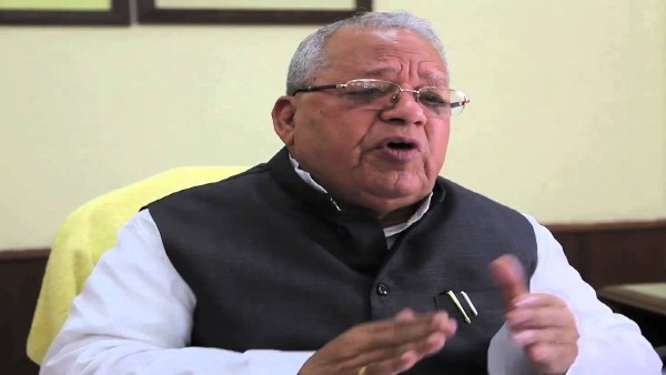 200 सदस्यीय विधानसभा में बहुमत के लिए 101 विधायकों की जरूरत है 200 सदस्यीय विधानसभा में बहुमत के लिए 101 विधायकों की जरूरत है