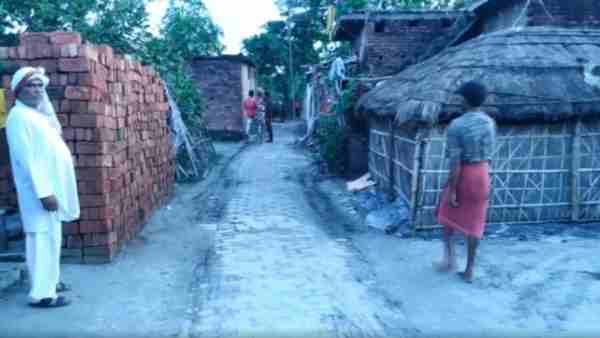 गरीबों के पास नहीं है शौचालय