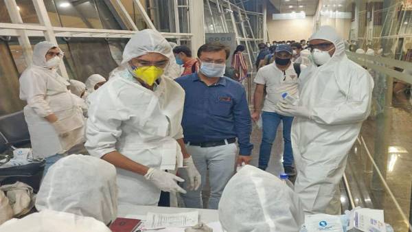 1 जुलाई की सुबह तक कोरोना मामलों की संख्या 5,85,493 पहुंच गई है