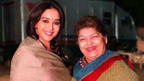 सरोज खान के निधन से शोक में डूबी माधुरी दीक्षित