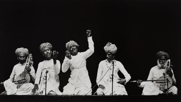 मांगणियार लोक कलाकारों के गीतों में इनका जिक्र मांगणियार लोक कलाकारों के गीतों में इनका जिक्र