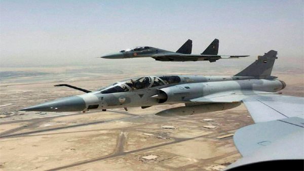 मिराज 2000 में हथियारों को ले जाने के लिए हैं नौ हार्डपॉइंट 