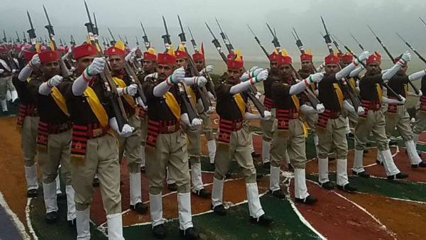 पिता ने कहा- कभी पढ़ाई के लिए नहीं डाला दबाव, लेकिन...