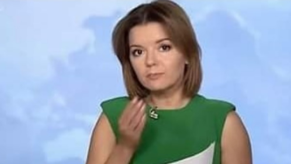 हाथ लगाकर दांत को गिरने से बचाया हाथ लगाकर दांत को गिरने से बचाया