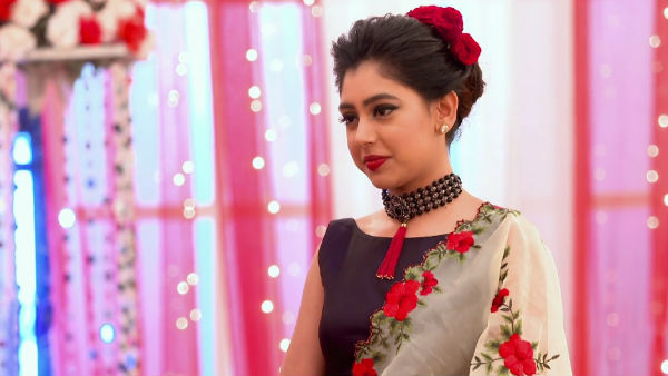 लंबे वक्त से सह रहीं है नीति