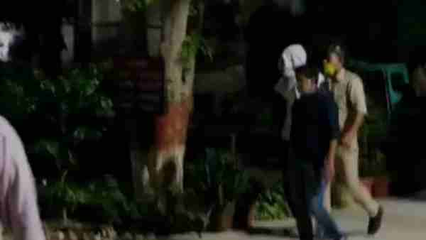 पुलिस के सामने आया राहुल तिवारी