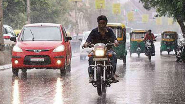 भारी बारिश के साथ वज्रपात की आशंका भारी बारिश के साथ वज्रपात की आशंका