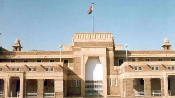 कोर्ट के फैसले पर निर्भर हो गई गहलोत सरकार