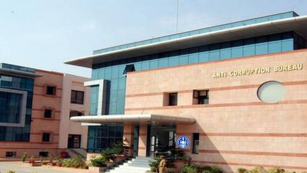  एसीबी ने भी दर्ज किया मामला