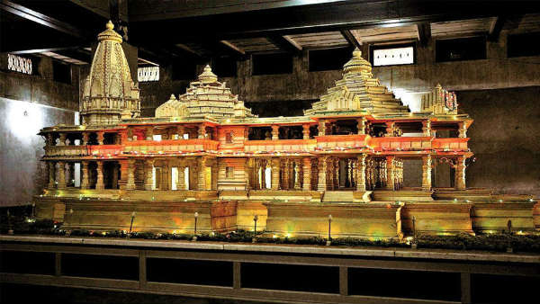 20 फीट बढ़ाई गई है मंदिर की ऊंचाई