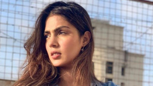 केस से जुड़े दस्तावेज मांगे केस से जुड़े दस्तावेज मांगे