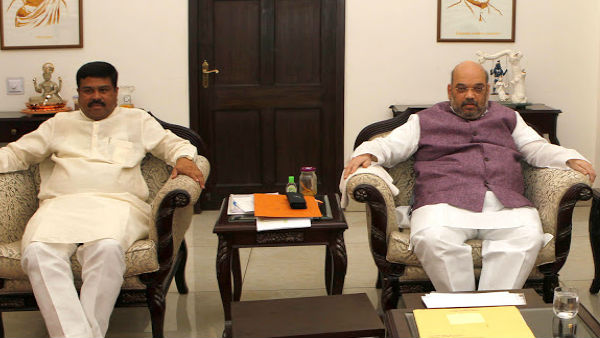 धर्मेंद्र प्रधान हुए सक्रिय