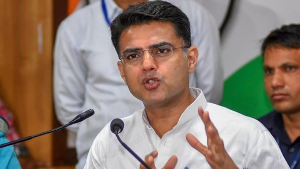 राजस्थान सरकार पर संकट के बादल