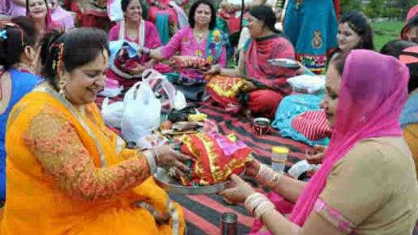 कैसे करते हैं हरियाली तीज की पूजा