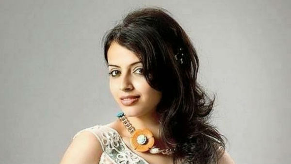 श्रेनू का जन्म गुजरात के वडोदरा में हुआ था... श्रेनू का जन्म गुजरात के वडोदरा में हुआ था...