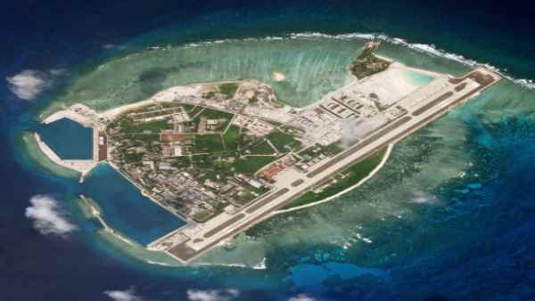 दक्षिण चीन सागर पर अपना एकाधिकार चाहता है चीन