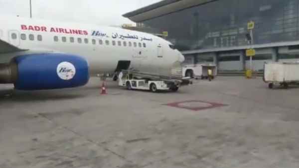 Hyderabad:Elderly woman suffering from cancer fell from wheelchair while boarding a plane to Sudan, died Hyderabad:Elderly woman suffering from cancer fell from wheelchair while boarding a plane to Sudan, died