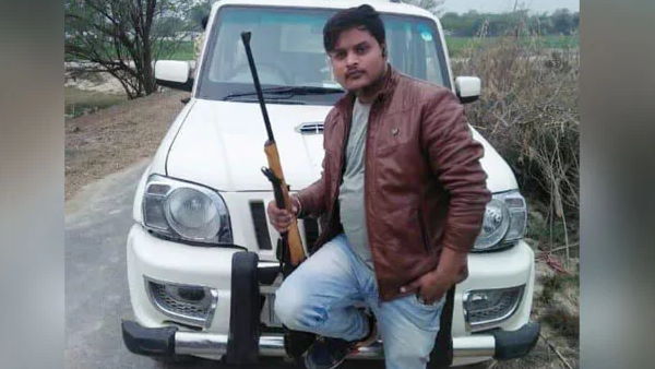 अमर के पिता पर भी कई मुकदमे