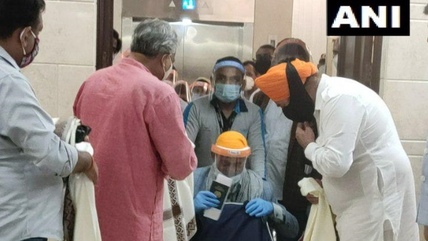 छह महीने के वीजा पर भारत आए छह महीने के वीजा पर भारत आए