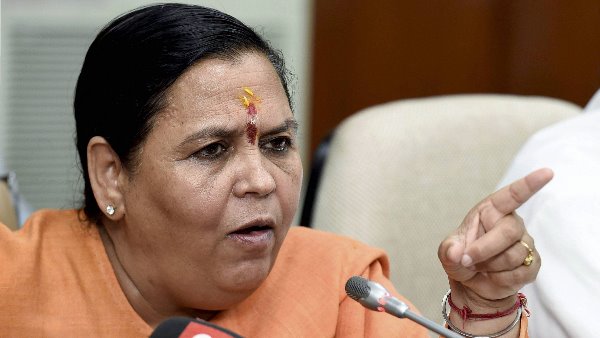 शरद पवार पर बरसीं उमा भारती, कहा- मंदिर पर उनका बयान पीएम नहीं बल्कि भगवान राम के खिलाफ शरद पवार पर बरसीं उमा भारती, कहा- मंदिर पर उनका बयान पीएम नहीं बल्कि भगवान राम के खिलाफ