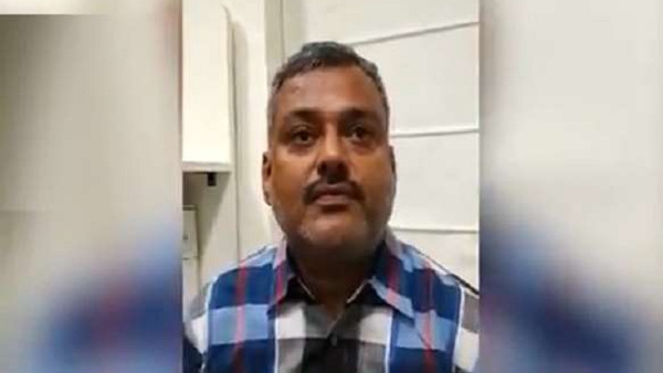 मध्य प्रदेश पुलिस ने उसे कोर्ट में पेश किया था मध्य प्रदेश पुलिस ने उसे कोर्ट में पेश किया था