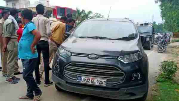 औरैया-दिबियापुर बाईपास पर मिली लावारिस कार औरैया-दिबियापुर बाईपास पर मिली लावारिस कार