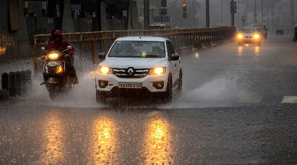 भारी से बहुत भारी बारिश होने के आसार