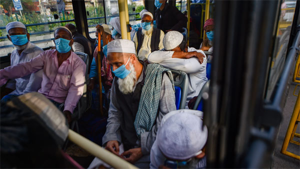 भारत आए 34 देशों के 34 सदस्यों ने सुप्रीम कोर्ट में दायर की है याचिका