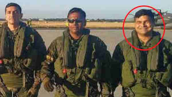 2002 में इंडियन एयरफोर्स में पायलट हुए मनीष