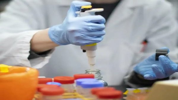 ट्रायल फास्ट ट्रैक मोड में किया जाए