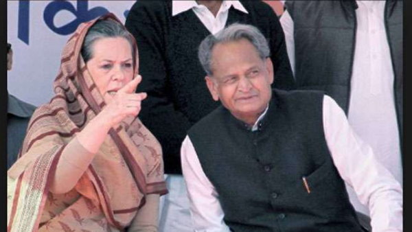 सनिया ने सीएम गहलोत से की बात