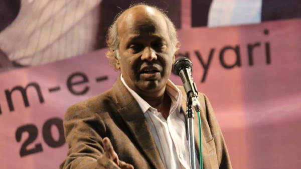 ये सब धुआँ है कोई आसमान थोड़ी है