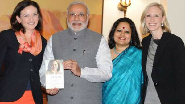 कई वेबसाइटों पर लिखती हैं लेख