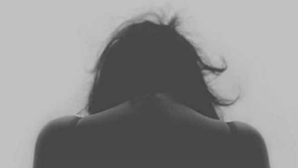 खेत में ले जाकर मां-बेटी से गैंगरेप