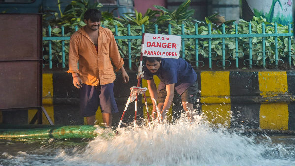 पानी-पानी हुई मुंबई पानी-पानी हुई मुंबई