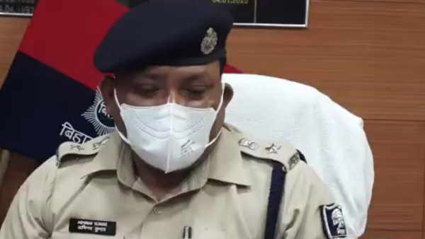 पुलिस महकमे में मचा हड़कंप पुलिस महकमे में मचा हड़कंप