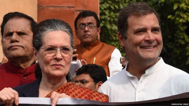 मोदी की बीजेपी के सामने फेल क्यों हो रही राहुल-सोनिया की कांग्रेस