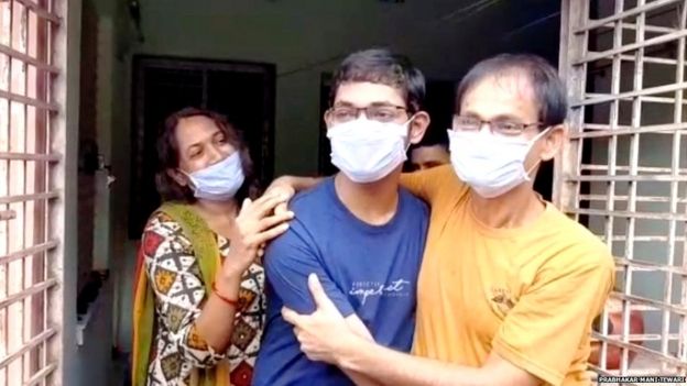 जेईई-एनईईटी: डरते हुए परीक्षा देने को मजबूर छात्रों का दर्द