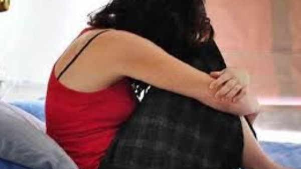 दो युवक मिलकर चला रहे थे रैकेट