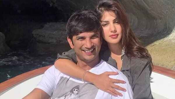 रिया ने अपने पिता से दिलवाई सुशांत को दवाई