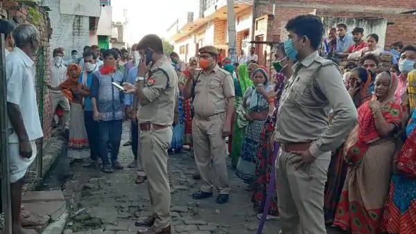 husband wife and son burnt alive in agra husband wife and son burnt alive in agra