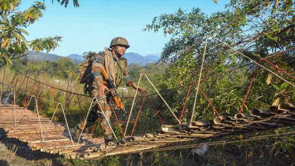 विपक्ष ने की अंतरराष्ट्रीय स्तर पर मुद्दा उठाने की मांग