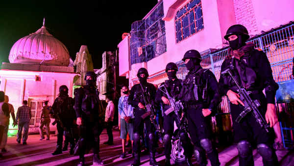 ताकि पीएम मोदी को न हो संक्रमण 