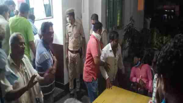 ब्याज का था 10 लाख बकाया