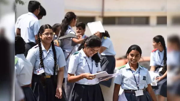 दो शिफ्ट में चलेंगे स्कूल दो शिफ्ट में चलेंगे स्कूल