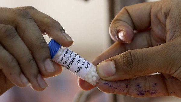 3.48 करोड़ लोगों को एल्बम-30 दवा दी गई 3.48 करोड़ लोगों को एल्बम-30 दवा दी गई